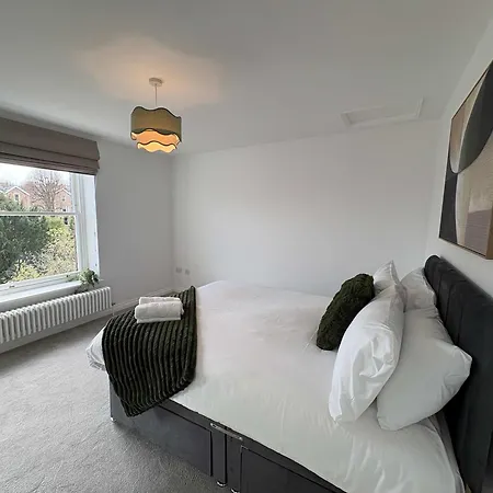 Apartment Alma Vale Flat 2b *